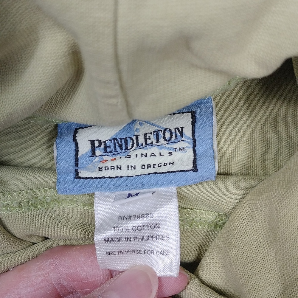 Pendleton Women's Turtle Neck Size Medium - image 2